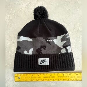 Nike Men’s Camo Beanie